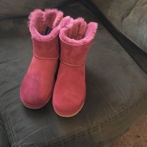 Bailey Low With bows UGG